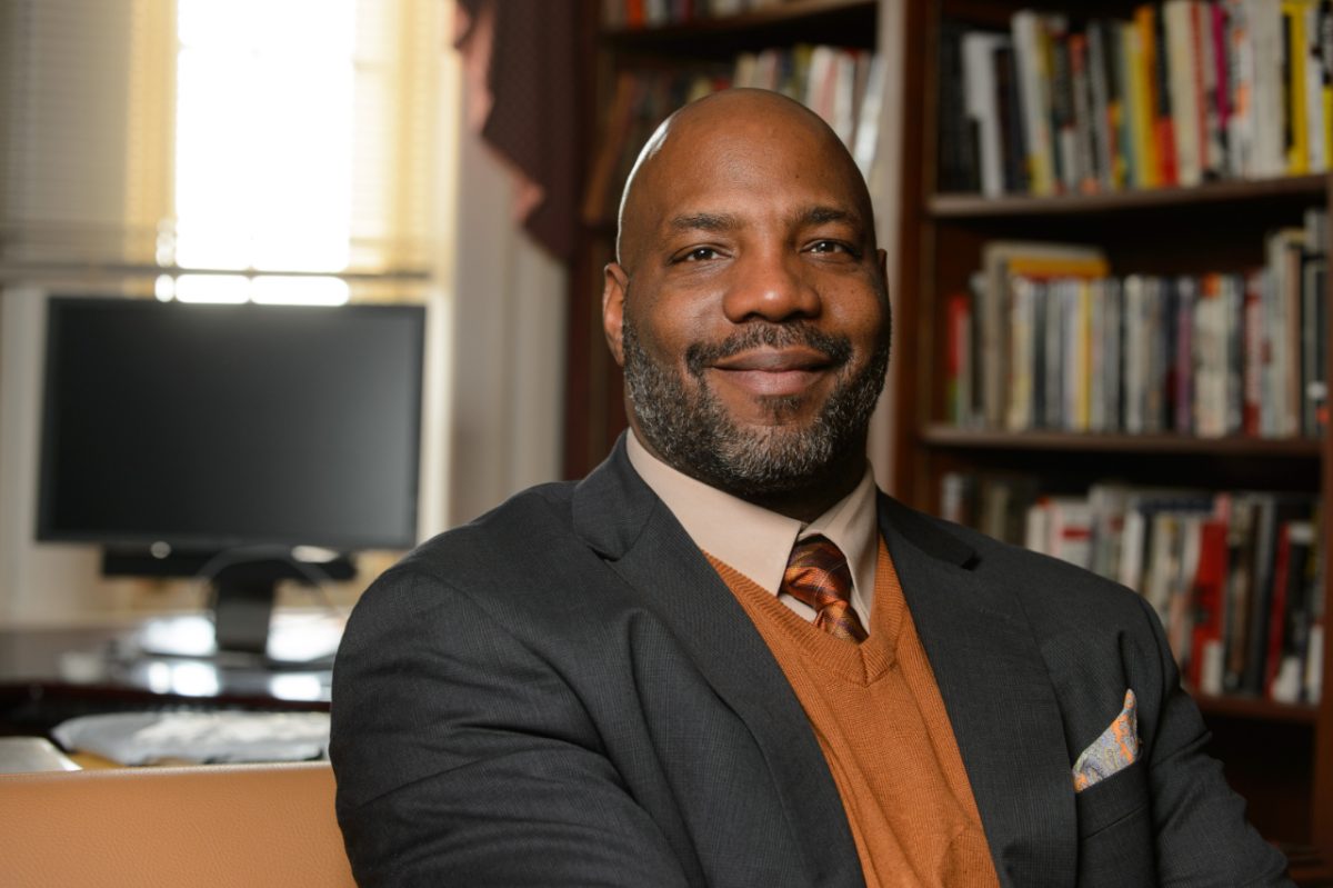 Guest Speaker Jelani Cobb Talks to Students About Being ‘a Rapper with a Pen’