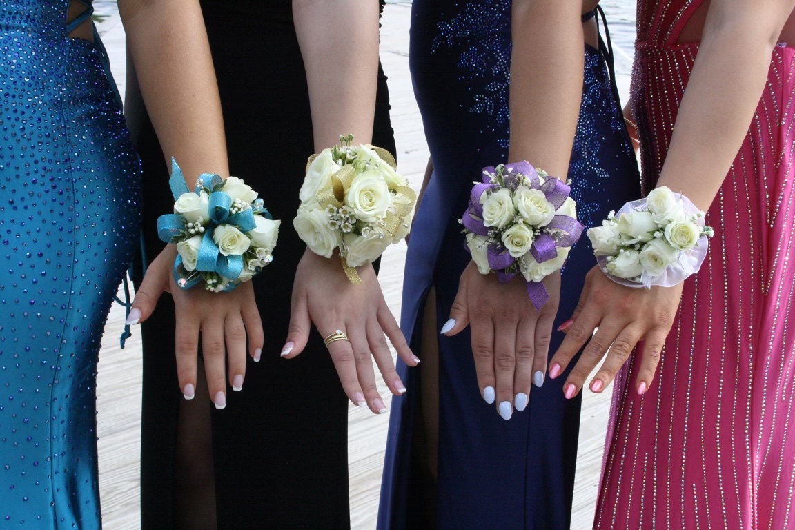 Photo Album: Senior Prom 2025